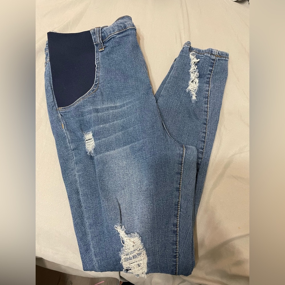 Maternity skinny jeans